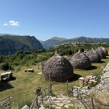 Camping Lekdushi - Shehu Hotel Tepelene Bagian luar foto